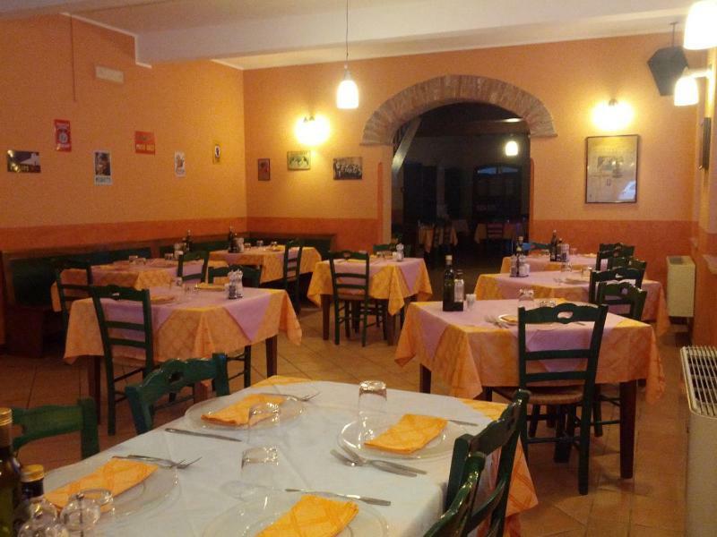Rifugio San Lorenzo Acomodação com café da manhã Porto Mantovano Exterior foto